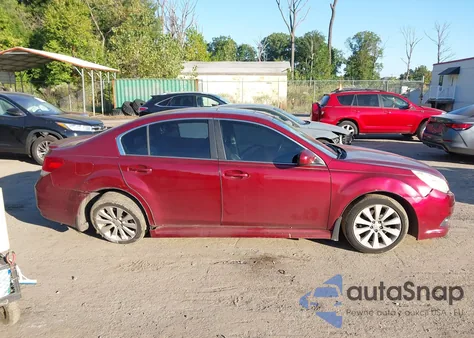 2010 Subaru Legacy 2.5I Limited из США, поврежденный, VIN 4S3BMBK6XA3223219